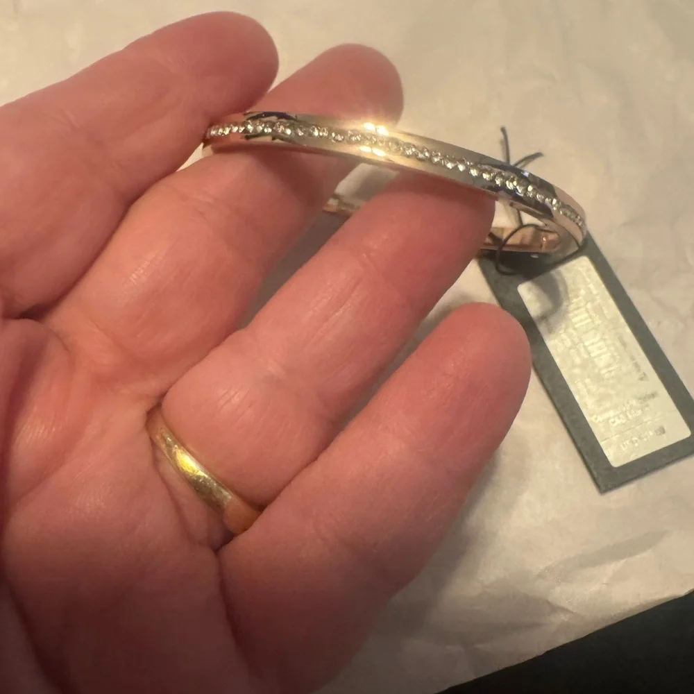 Kate Spade Gold Clasp Bangle Bracelet (smaller wrists) - Picture 12 of 13